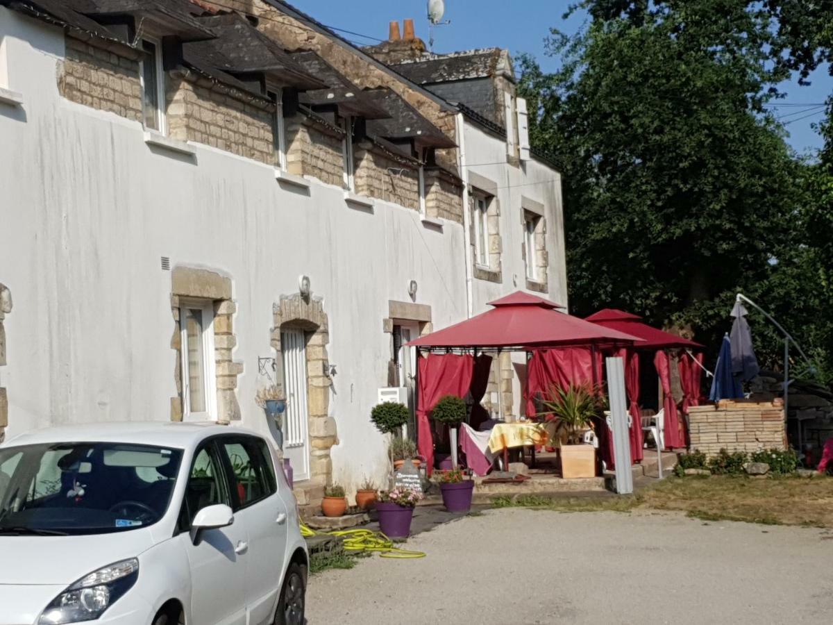 Ty Flour Di Lys Hotell Rochefort-en-Terre Exteriör bild